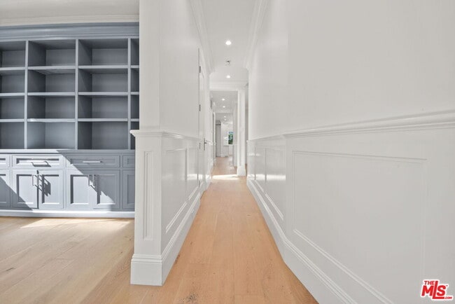 Photo - 1153 S Clark Dr