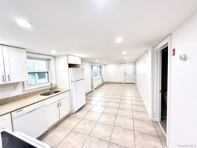 Photo - 48 Illinois Ave Apartamento