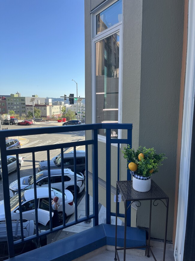Photo - 2414 1st Ave Unidad 320