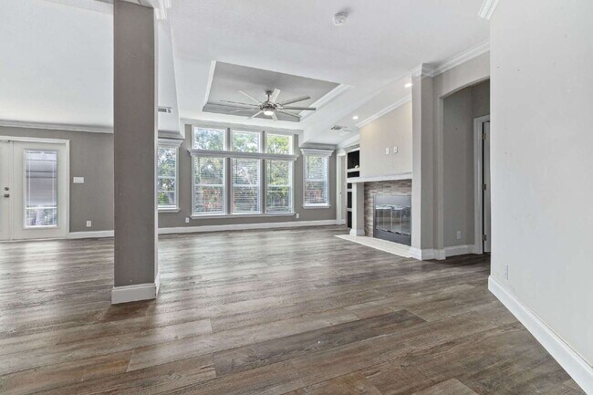 Photo - "Spacious 4-Bedroom Retreat with 3400 Sq F...