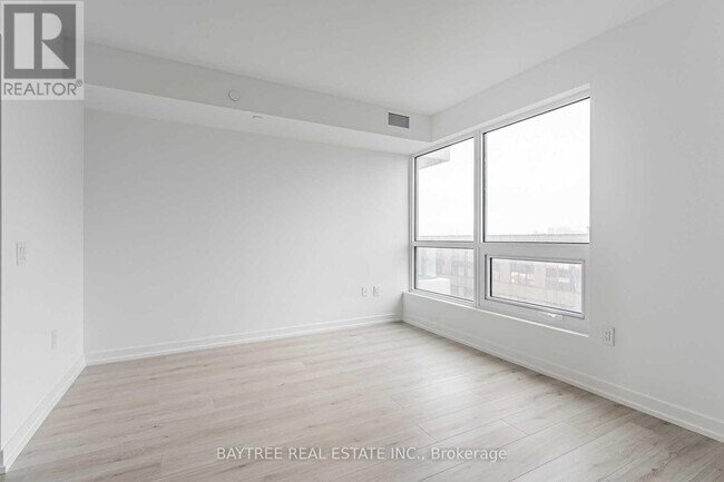 Photo - 395 Bloor St E Unit 2707