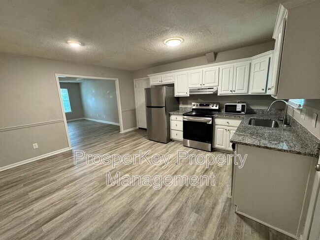 Photo - 144 Orchard Pass