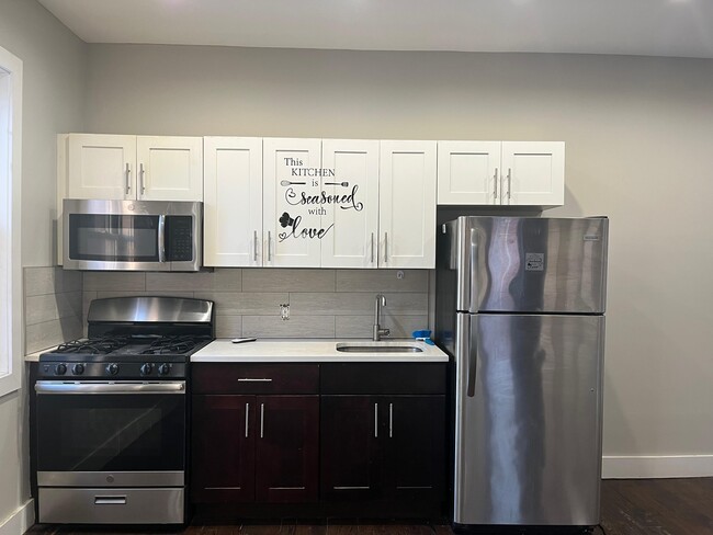 Photo - 5 Whitman Ave Unit 2R