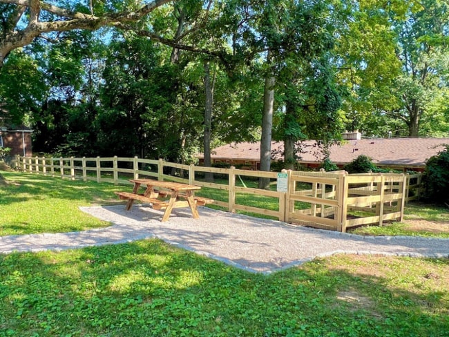 Photo - 4478 Butterfield Pl