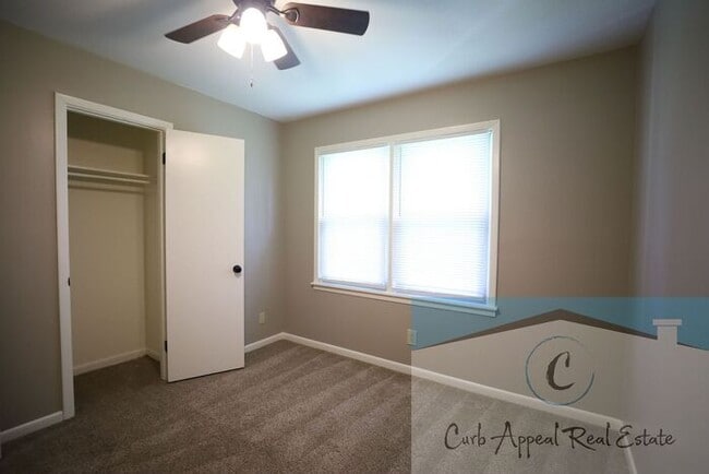 Photo - Recently renovated 3 bed 1 bath home with fenced yard!!