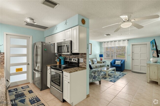 Building Photo - 1238 Forsyth Dr Rental