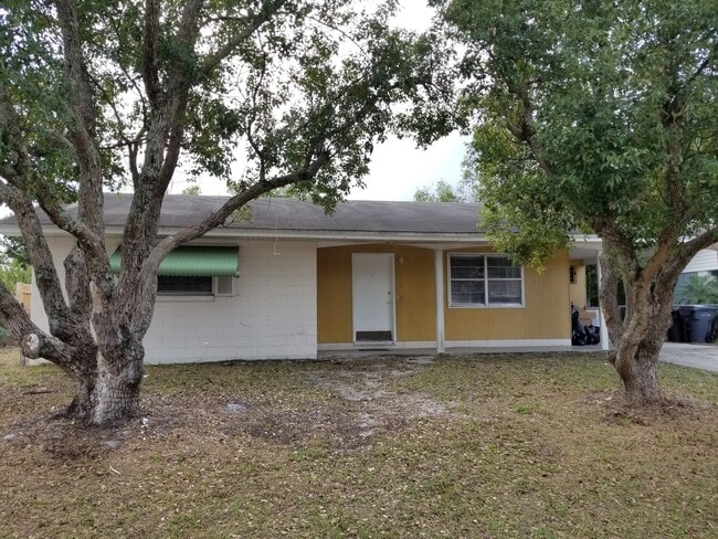 Photo - Southwest Winter Haven Three-Bedroom Home