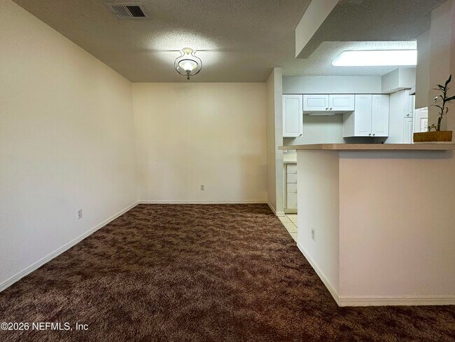 Photo - 10200 Belle Rive Blvd Unidad 80