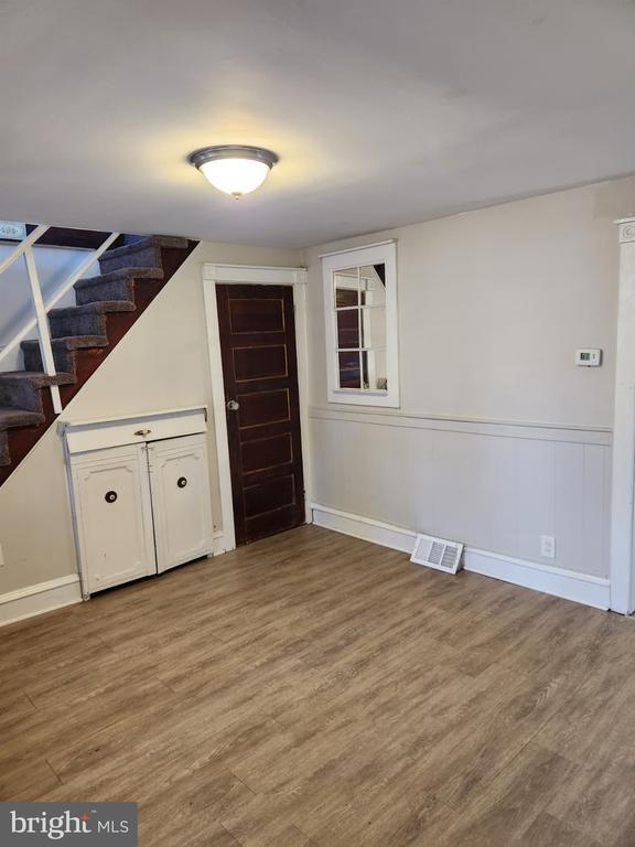 Photo - 73 E Branch Ave