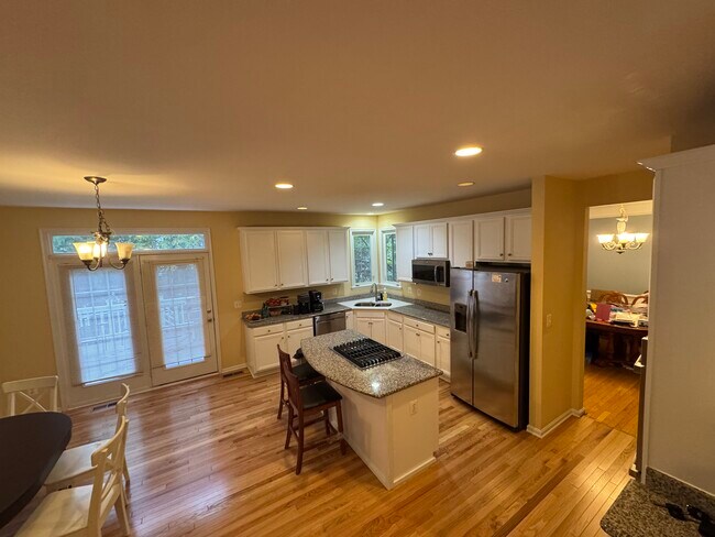 Photo - 24794 Serpentine Pl