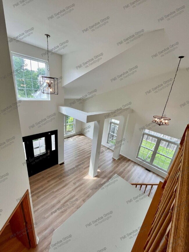 1523 Schumacher Dr