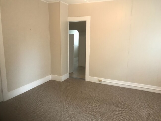 Photo - 182 High Street