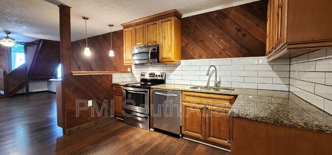 Building Photo - 6584 Walker Rd Unit Basement Rental