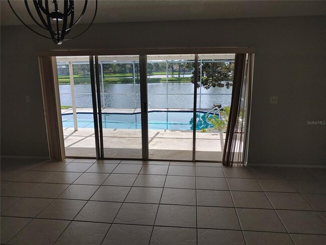 Photo - 525 Moreno Cir NE