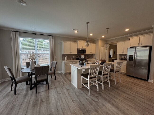 100 Highland Frst Dr