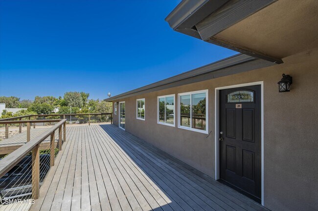 Photo - 1700 Tapo St