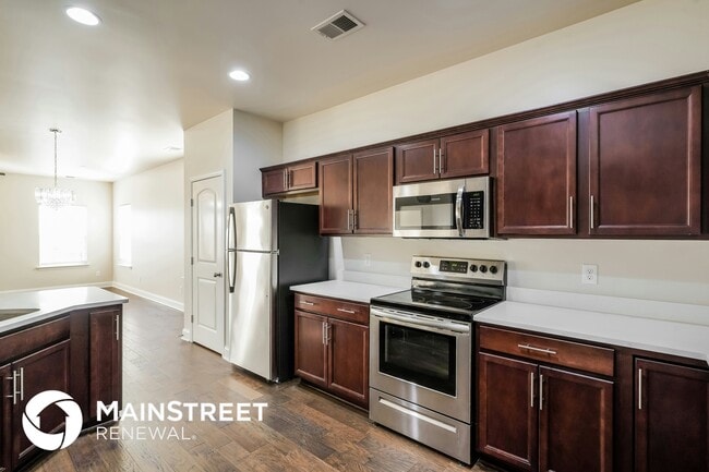 Photo - 1009 Ellington Dr