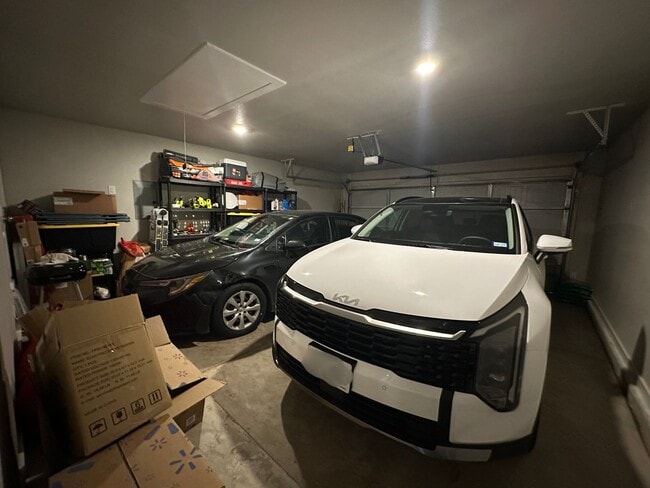 Photo - 3/2 located in Upland Crossing, Available December!