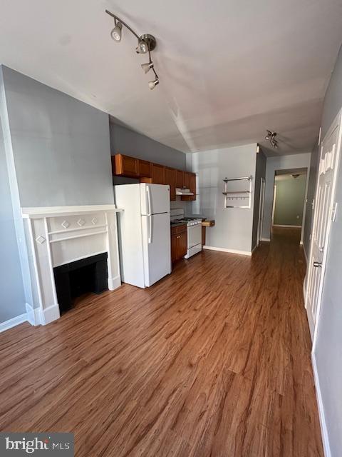 Building Photo - 923 N 28th St