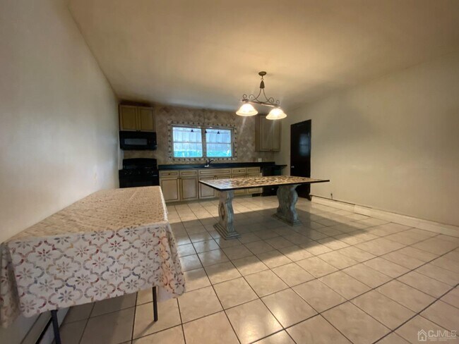 Photo - 17 Price St Unit 1