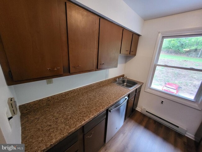 Photo - 124 S Front St Unit C-4