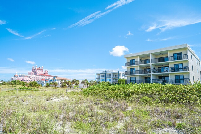 Building Photo - 3200 Gulf Blvd Unit 107 Rental