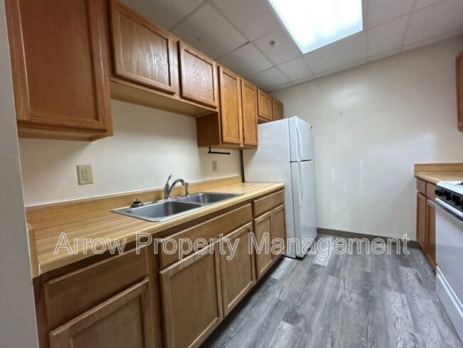 Photo - 731 E Crawford St