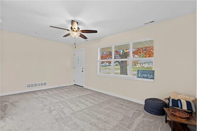 Photo - 3630 Oakland Rd NE