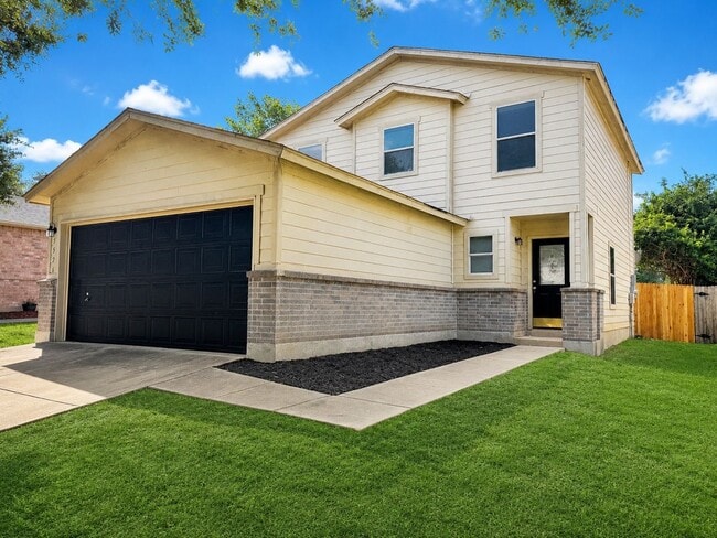 Photo - Spacious 3 Bed / 2.5 Bath in NEISD with Open Layout & 2-Car Garage – $1,795