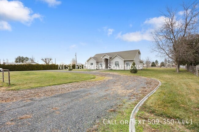 Photo - 12049 Baseline Rd E