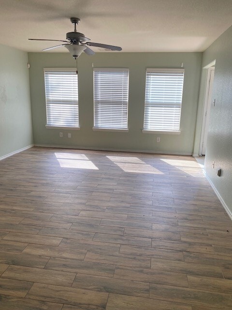 Photo - 1426 Joy Oaks Ln