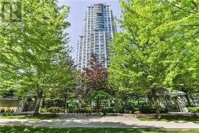 Photo - 21 Hillcrest Ave Unit 702