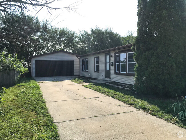 Building Photo - 1154 Barry Ln Rental