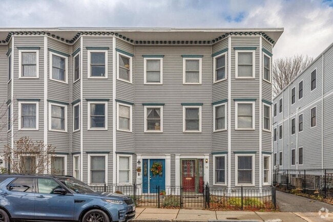 Building Photo - 16 Roseclair St Rental