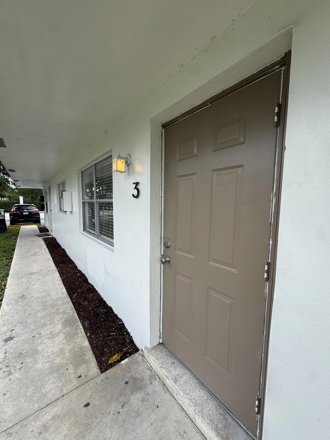 Photo - 1795 NW 55th Ave Unit Apt 3