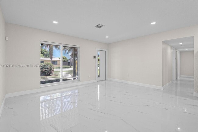 Photo - 3220 NW 4th Ct