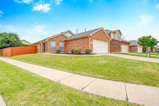 Photo - Amazing 3 Bed 2 Bath Rental in Alexandra Meadows- Eagle Mountain ISD- 76131