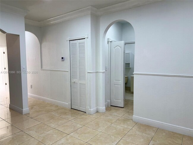 Photo - 7070 NW 177th St Unit 107-10