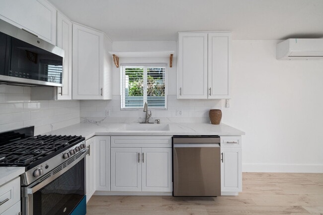 Photo - 4714 Berryman Ave