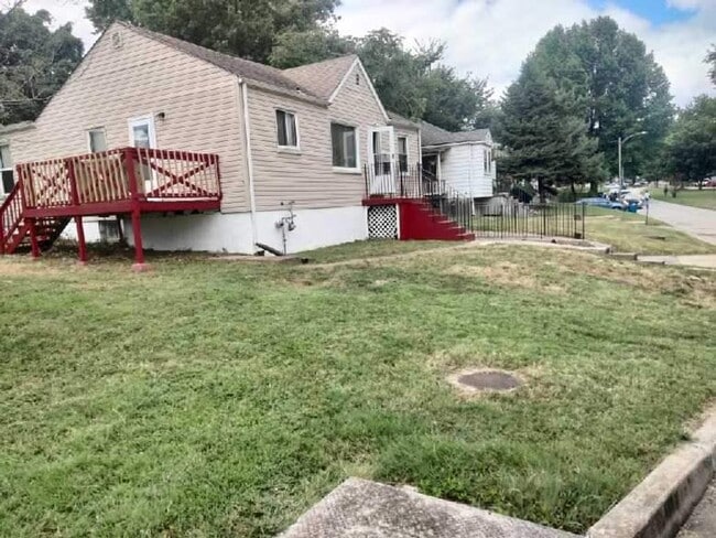 Building Photo - 7004 Greenhaven Dr Rental
