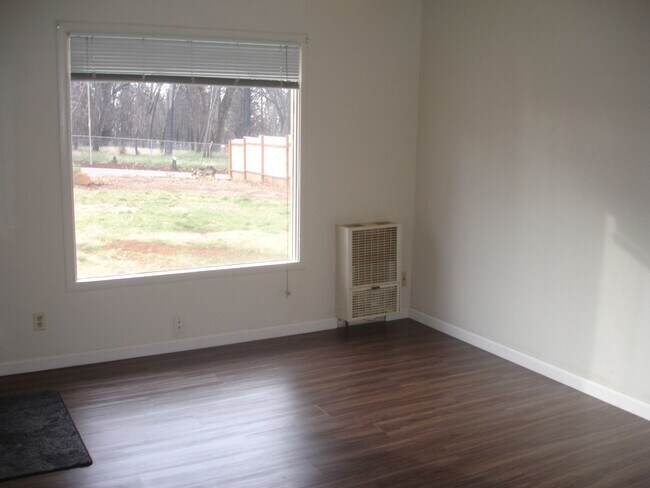 Photo - 5773-B Stratton Ln Unit A