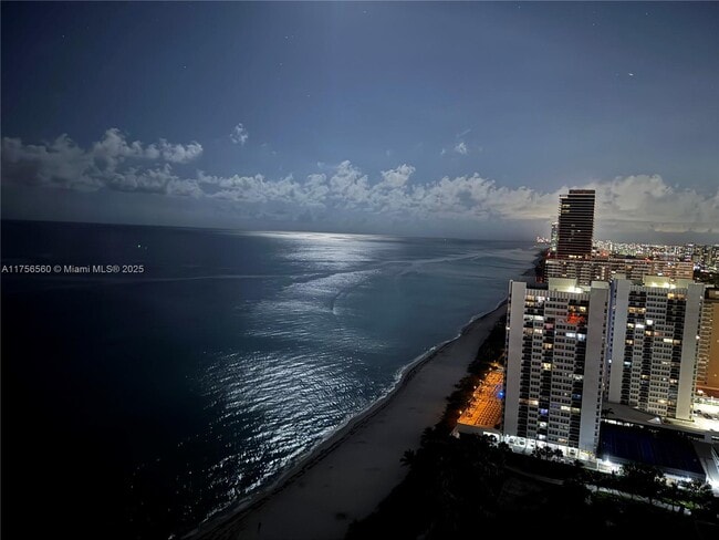 Photo - 1830 S Ocean Dr Unit 3003