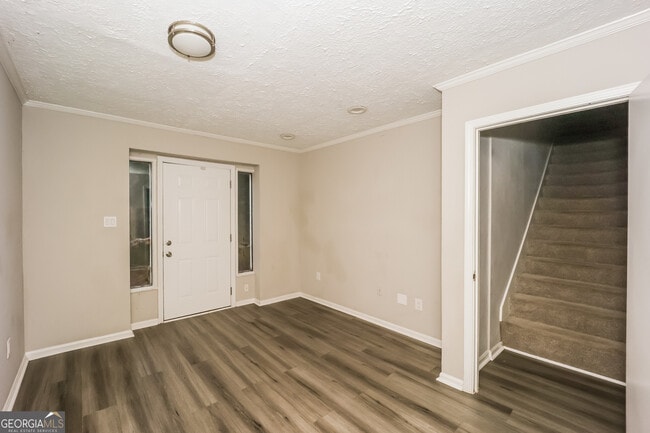 Photo - 4433 Woodbank Ln