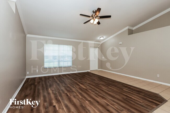 Photo - 3807 25th St SW