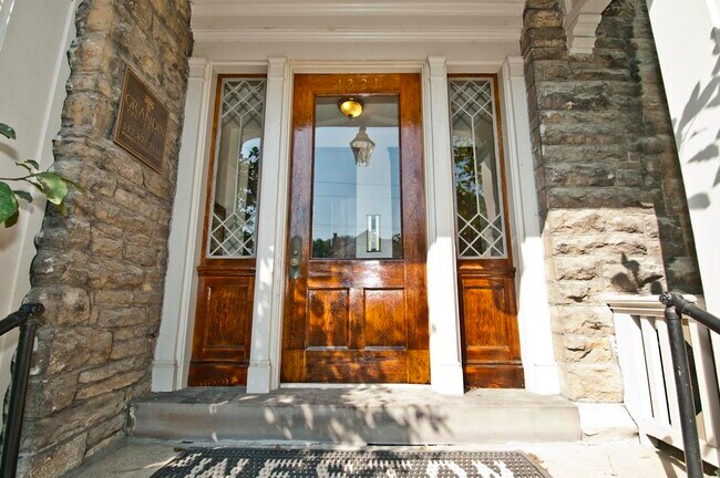 Photo - Weston Flats