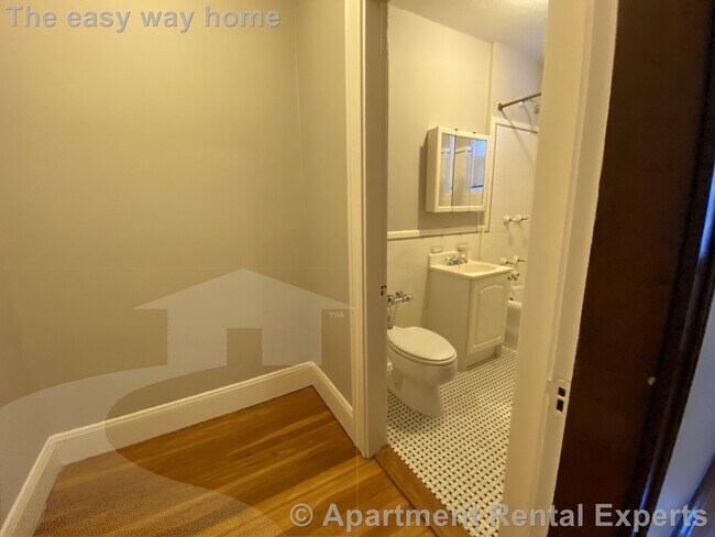 Photo - 119 College Ave Unidad #36