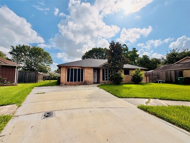 Photo - 12211 Wessex Dr