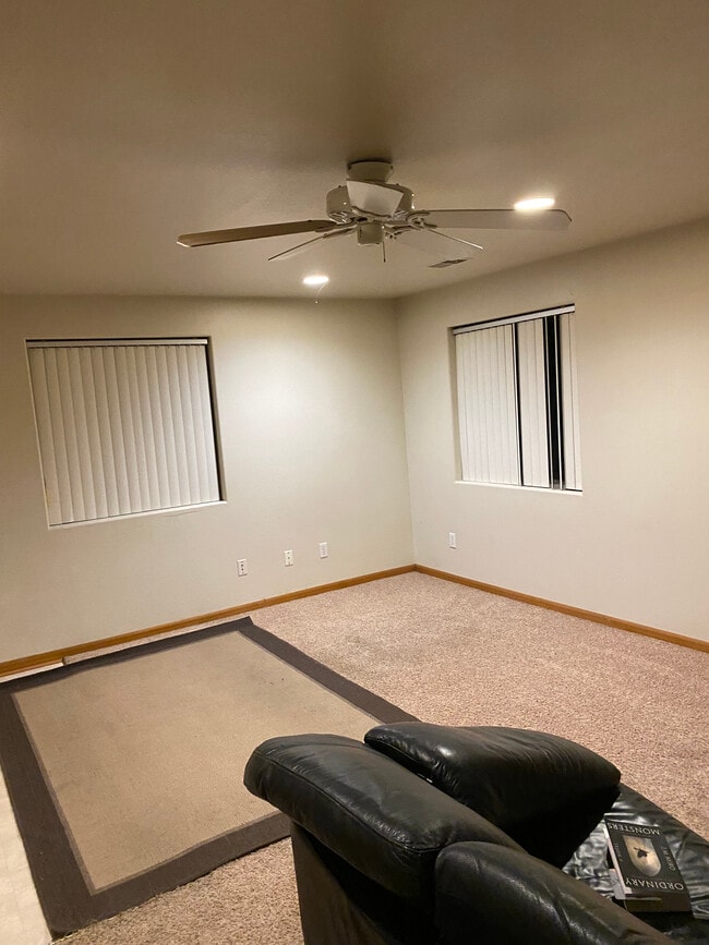 Photo - 1615 Underhill Dr