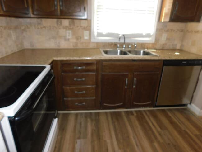 Photo - 755 Cahaba Manor Trail