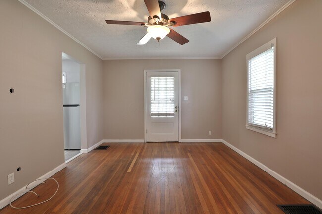 Photo - 2725 Allegheny Ave